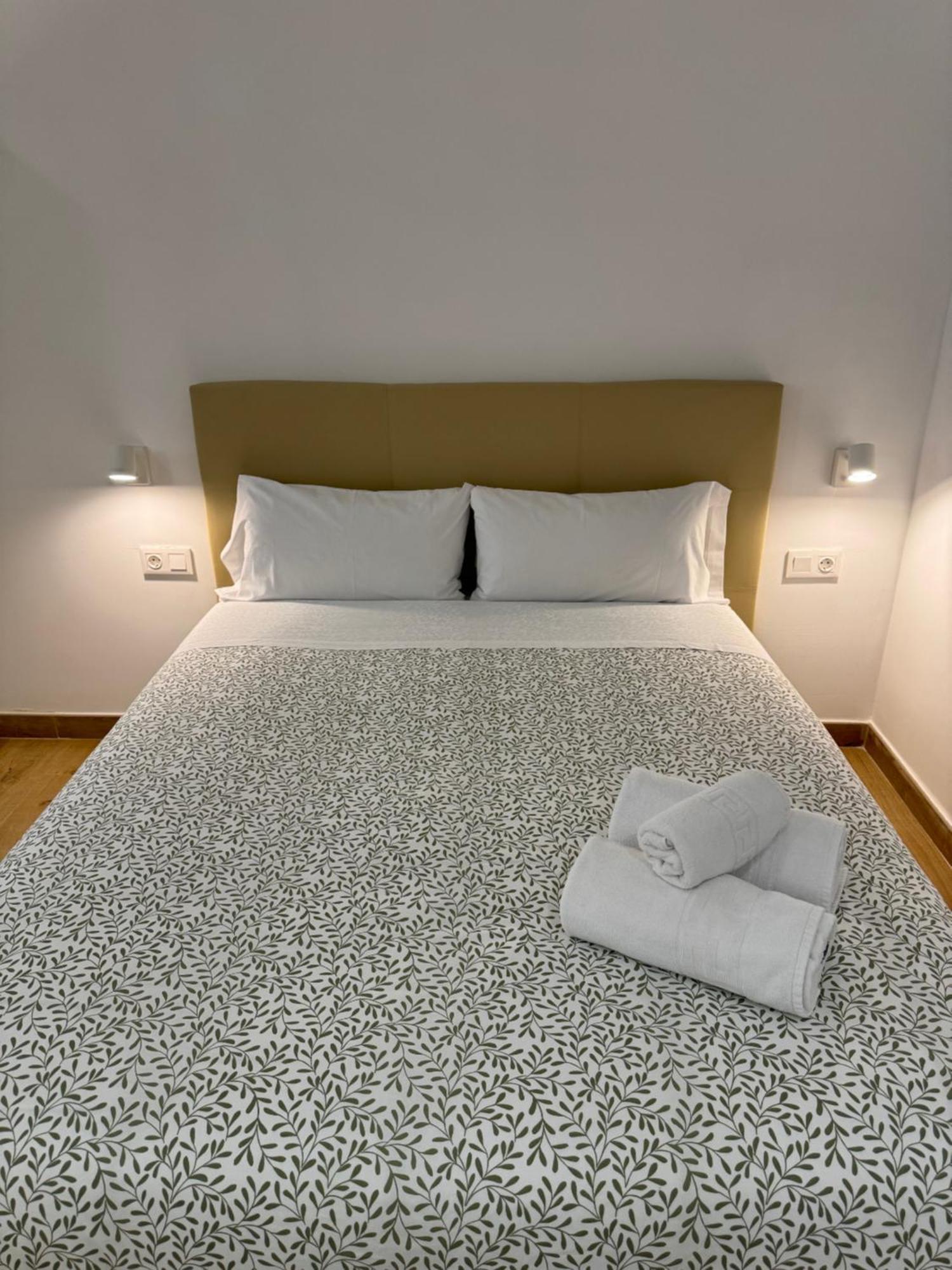Alderete Suites Malaga Ngoại thất bức ảnh