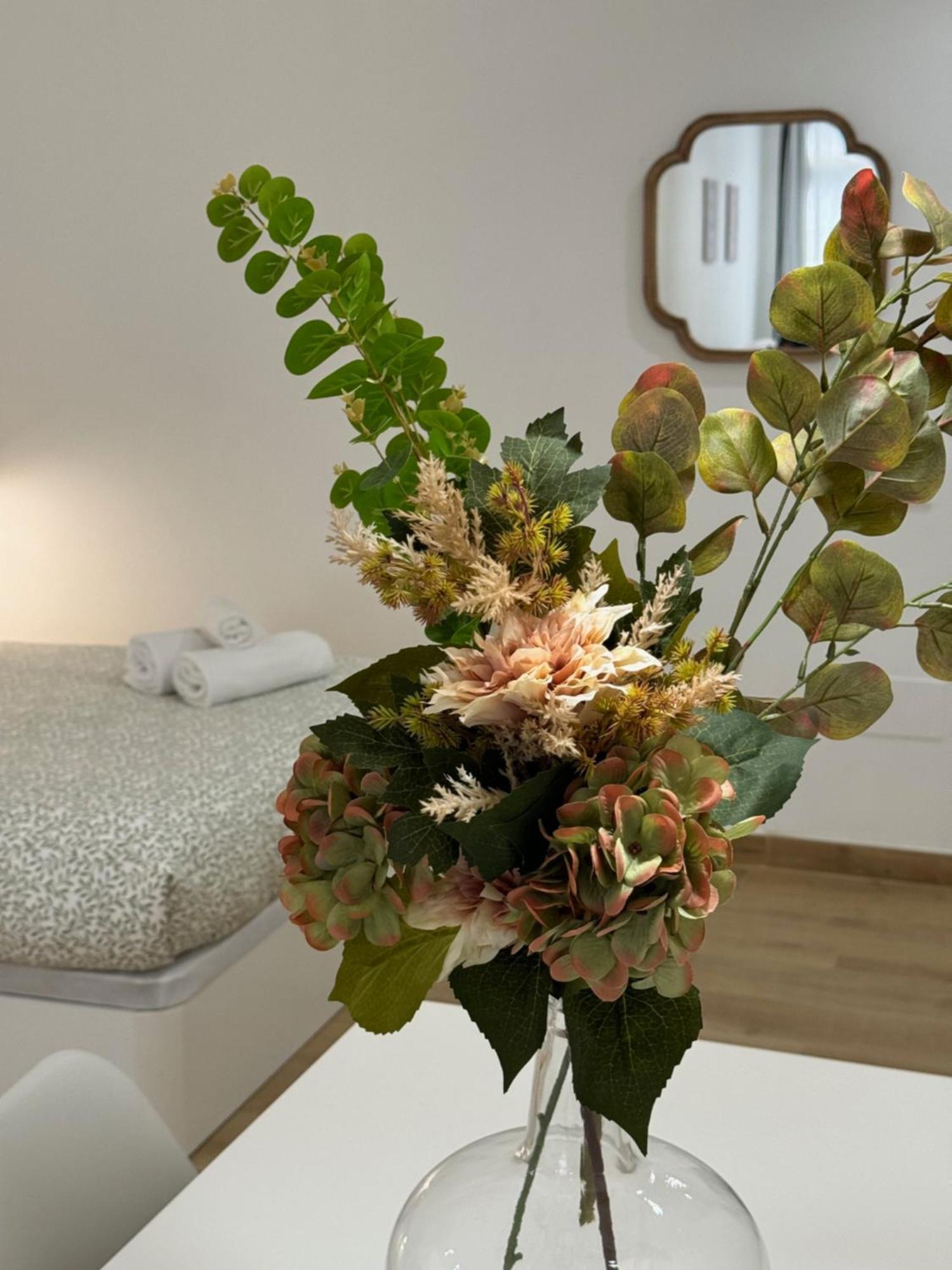 Alderete Suites Malaga Ngoại thất bức ảnh
